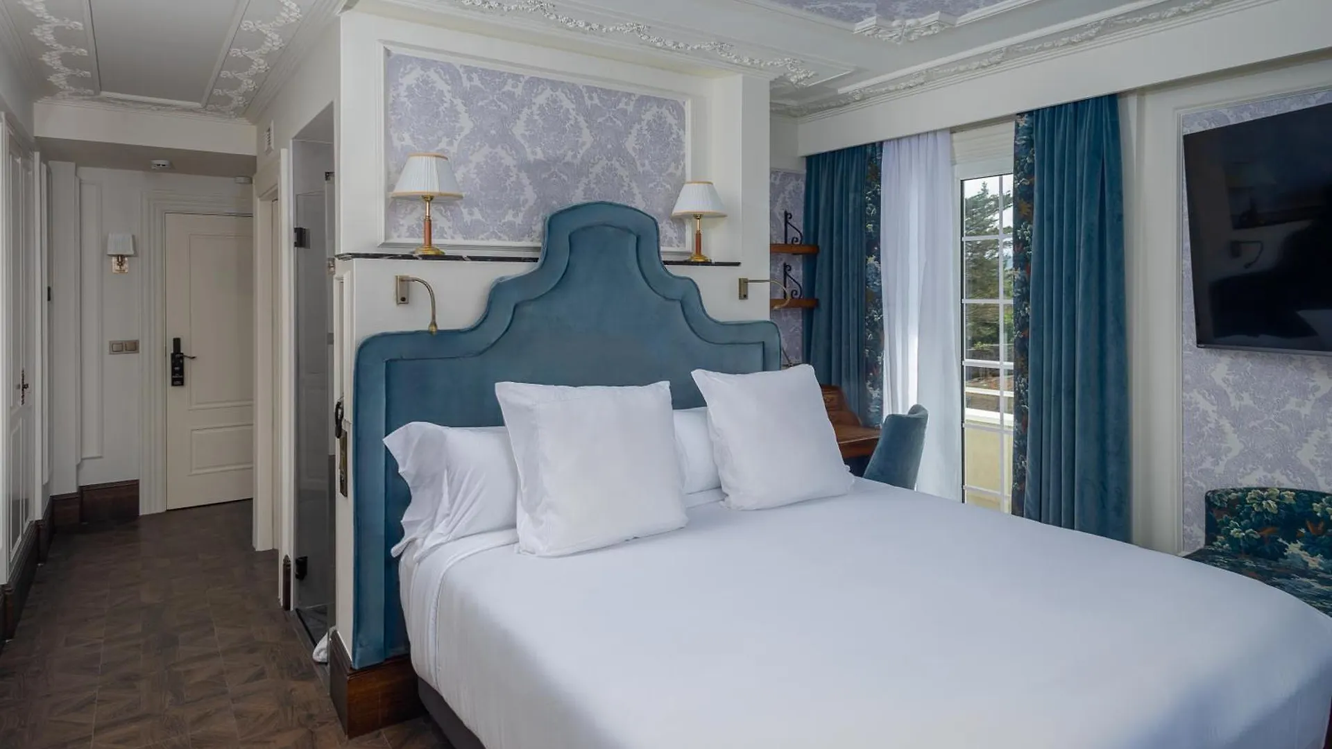 Hotel Luze Boutique San Sebastian 2*,  Spain