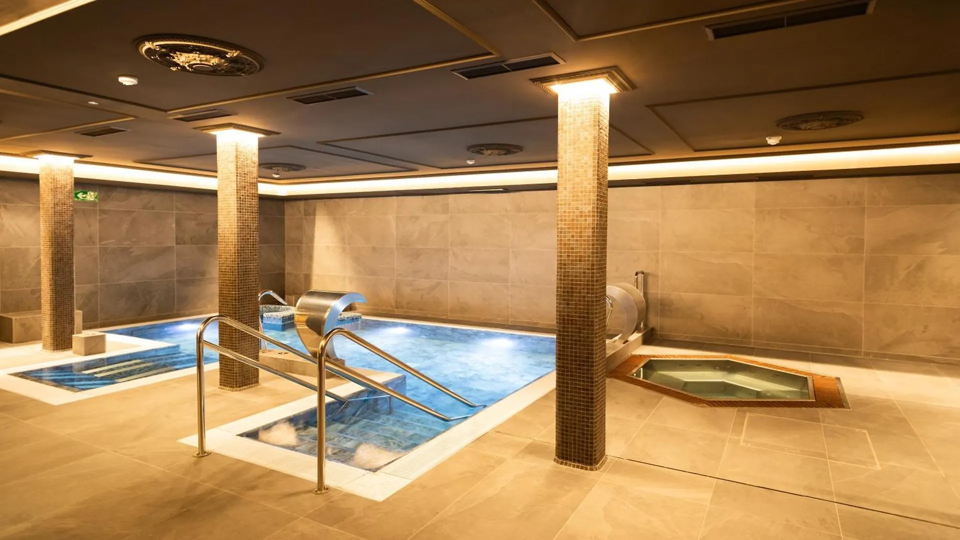 Hotel Luze Boutique San Sebastian 2*,  Spain